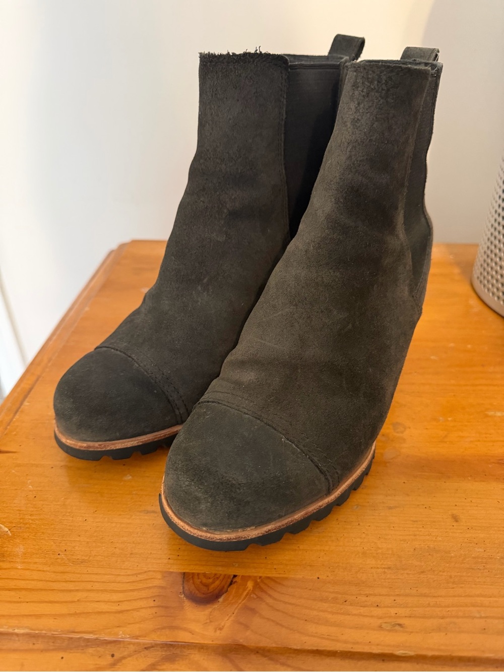 UGG Pax Black Suede Chelsea Ankle Boots